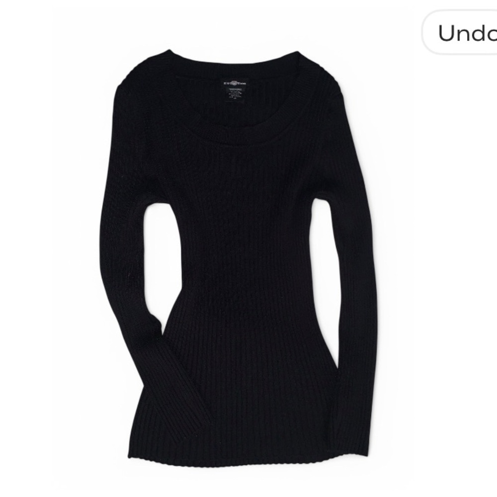 Black Crew Neck Sweater with Fitted Silhouette